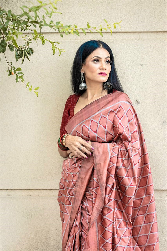 Earthy Pure Silk Saree with Diamond and Jaali pattern